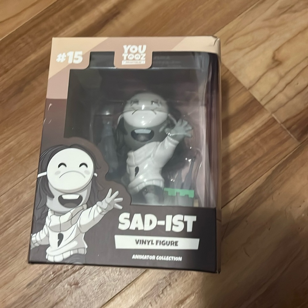 YOUTOOZ #15 SAD-IST VINYL FIGURE LIMITED EDITION